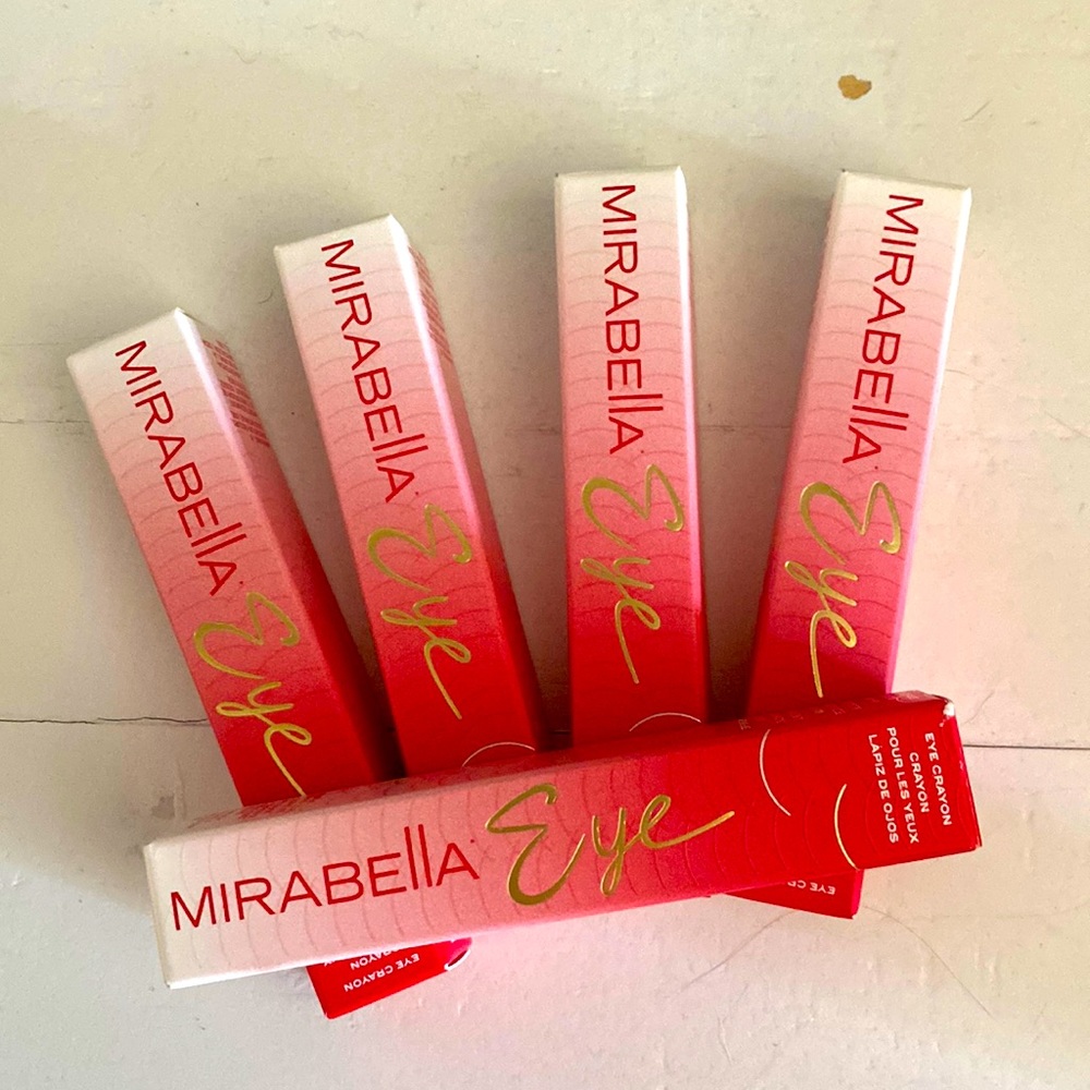 BRAND NEW MIRABELLA EYE CRAYON